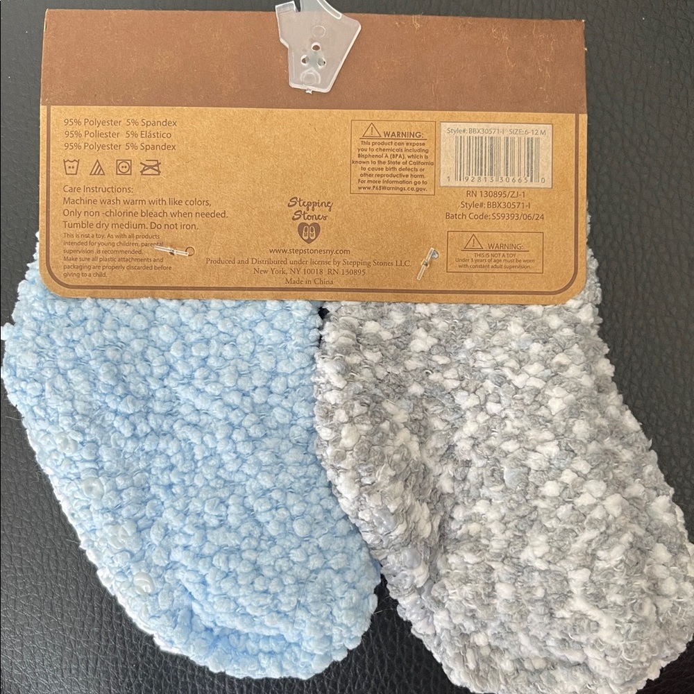 Bear Paw socks for infants with grip/ 4 pack - Picture 2 of 4